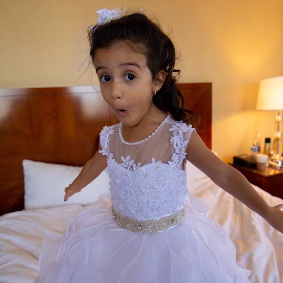 Meet your Posher, Dilia - Picture 1 of 1